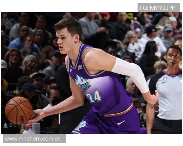 戈贝尔在场时雷霆应全力进攻森林狼落后时的致命短板分析