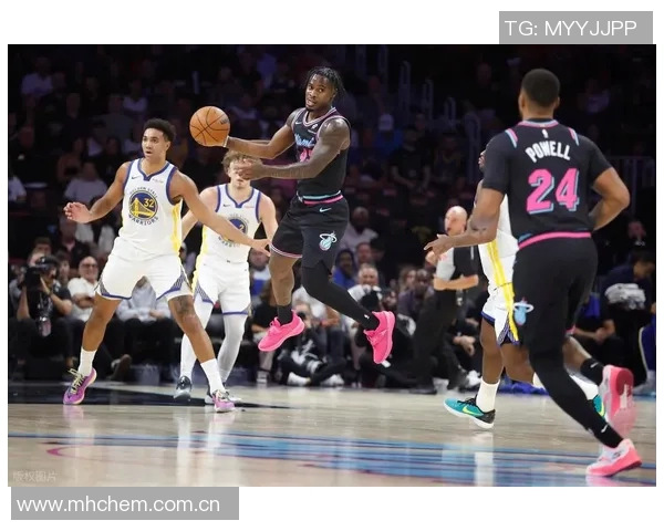 鲍威尔谈与阿德巴约的合作默契培养过程与未来展望